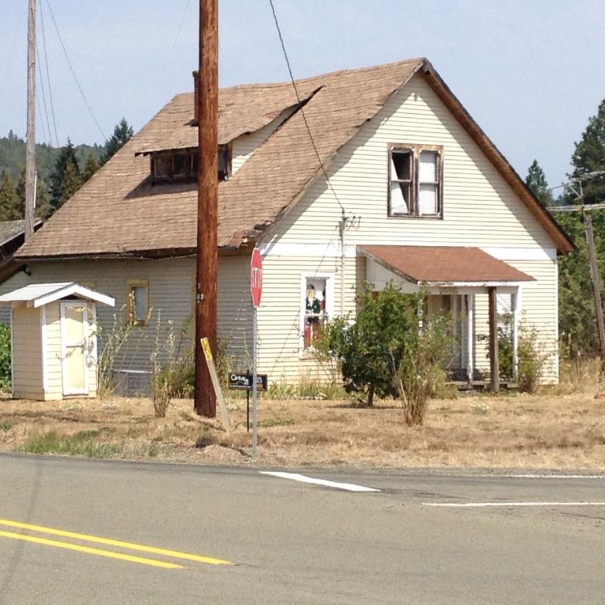 Figure 4 · Grandma Buckle’s house in Lookingglass, Oregon.